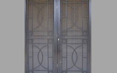 Reasons Everyone Needs a Custom Screen Door